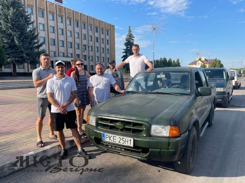 Нововолинські волонтери придбали ще один автомобіль для військових 