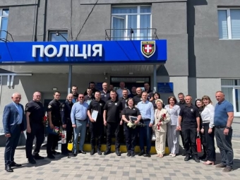 У Володимирі нагородили шерифів району з нагоди Дня поліцейського офіцера громади - новини Володимир-Водинського У Володимирі нагородили шерифів району з нагоди Дня поліцейського офіцера громади