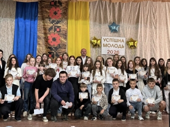 У Затурцях відзначили обдаровану молодь: учні отримали відзнаки та грошові винагороди 