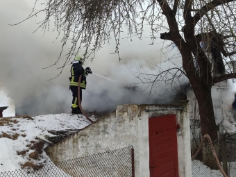 У Зимнівській громаді горіла господарська споруда 