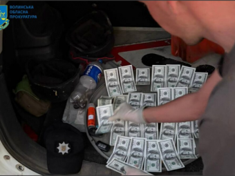 Судитимуть поліцейського Володимирського райвідділку, якого підозрюють у переправленні ухилянтів за кордон 