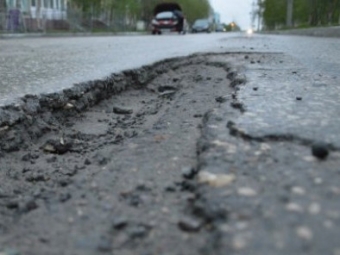 Міський голова назвав вулиці Володимира, які потребують ремонту 