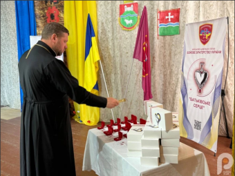 У Затурцівській громаді дітям загиблих військових вручили обереги-кулони «Батьківське серце»  