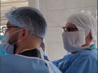 У Нововолинську медики видалили 25-мм камінь у нирці через мініатюрний прокол 