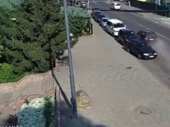 Водійка БМВ, яка пошкодила припарковані авто на вул. Луцькій, перебувала у стані алкогольного сп'яніння 