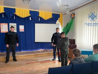 Рятувальники провели урок безпеки для закладів освіти Павлівської громади 