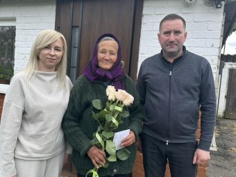 У Зимнівський громаді з днем народження привітали маму загиблого захисника 