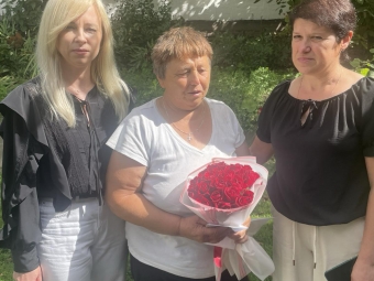 У Зимнівській громаді привітали з днем народженям маму загиблого Героя 