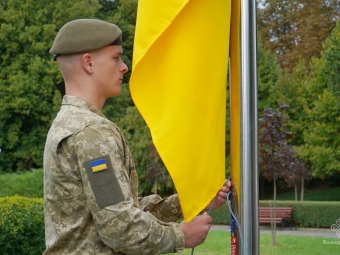 До Дня Прапора України у Володимирі урочисто здійняли державний стяг 