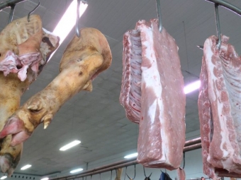 На ринках Луцька значно подешевшало м'ясо 