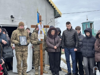  Володимирщина прощається із поліцейською Вікторією Шпилькою, яка загинула внаслідок теракту у Львові 