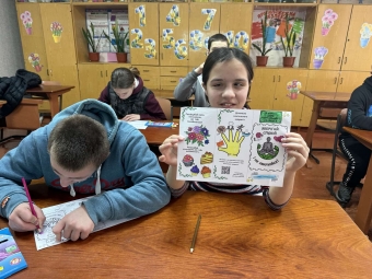 «Ментальне здоров’я молоді»: у Затурцях учні опанували техніки допомоги при панічній атаці 