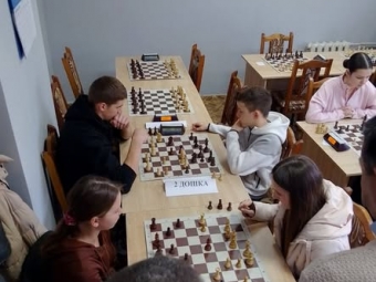 Шахісти з Локачинщини взяли участь у районних змаганнях 