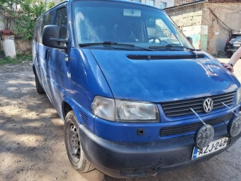 Волинські прикордонники отримали автомобіль від волонтерів із Фінляндії 