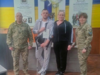Волинянин, який пережив ворожий полон, отримав почесну відзнаку - новини Володимир-Водинського Волинянин, який пережив ворожий полон, отримав почесну відзнаку