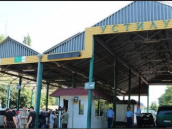 Водіїв попереджають про ускладнення руху через пункт пропуску «Устилуг» 