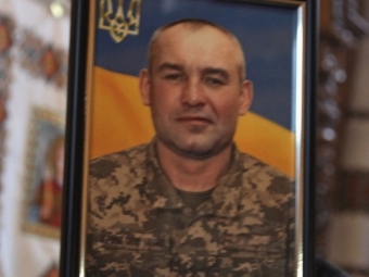 Кілька днів не дожив до дня народження: у Володимирі в останню путь провели Героя Олега Гринишина 