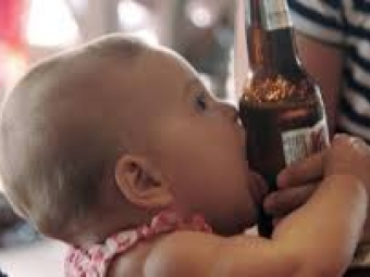 Алкоголь і нехтування дитиною: жительку Локачинщини оштрафували за ухилення від батьківських обов’язків 