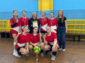 Волейбольна команда дівчат Затурцівської громади здобула золото у районних змаганнях 