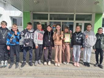 Команда Локачинського ліцею здобула «срібло» на районних змаганнях зі легкої атлетики 