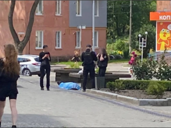 У центрі Нововолинська чоловік раптово знепритомнів і помер 