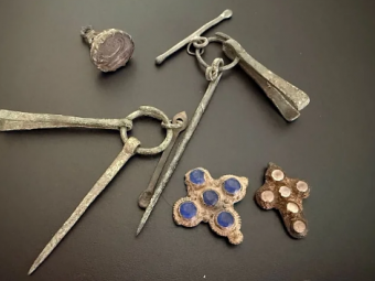 Від VIII століття до сучасності: понад три десятки артефактів хотіли незаконно вивезти з України 