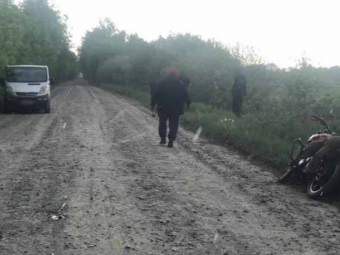 На Волині мотоцикліст впав на дорогу, він отримав політравму та численні переломи 