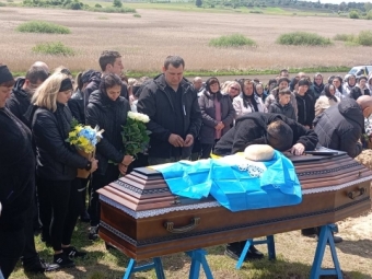 Іваничівська громада віддала останню шану загиблому Герою Григорію Душному 