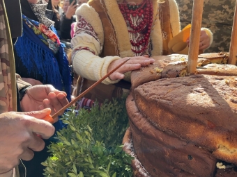 У Нововолинську до Великодня спекли гігантську 200-кілограмову паску 