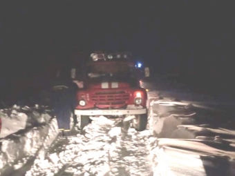 Володимир-Волинські рятувальники витягнули зі снігу два авто за минулу добу, у Нововолинську – 23 за тиждень 
