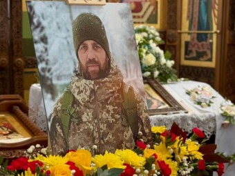 У Нововолинську попрощалися із захисником Володимиром Михнюком 