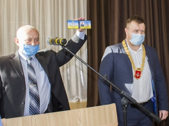 У Нововолинську відбулася перша сесія міськради після виборів. 
