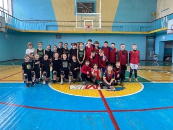У Нововолинську пройшли товариські ігри з баскетболу 