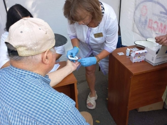 У Нововолинську під час «Ярмарку здоров’я» обстежили майже 200 людей 