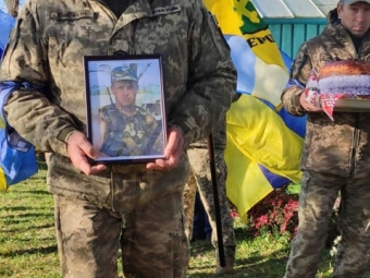Павлівська громада прощалася із загиблим захисником Сергієм Семчуком 