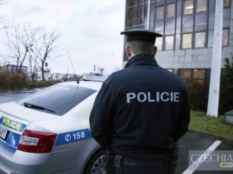 У Чехії 20-річна українка випала з вікна третього поверху 