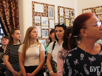 Для школярів ЗОШ №5 Володимира та переселенців влаштували екскурсію до музею в Устилузі 