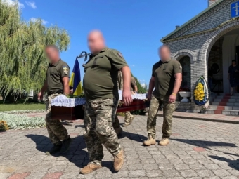У Нововолинській громаді попрощалися із загиблим військовим Миколою Харієм 