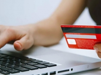 У Нововолинську жінка втратила 65 тисяч гривень, повіривши «працівнику служби безпеки» 