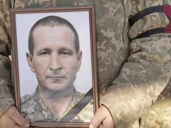 У Володимирі попрощалися з Героєм Віталієм Сідельським 