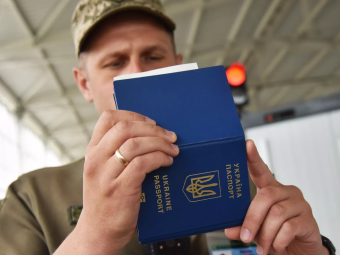На Волині судили прикордонника, який допоміг виїхати до Польщі 38 чоловікам - новини Володимир-Водинського На Волині судили прикордонника, який допоміг виїхати до Польщі 38 чоловікам