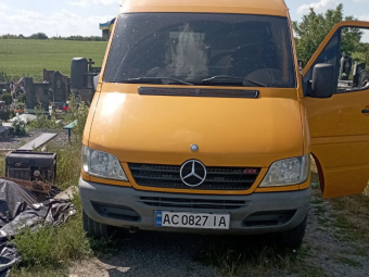 Біля кладовища у Нововолинську помітили незаконне звалище будівельного сміття 