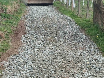 У Марковичах Локачинської громади підсипали вулиці щебенем 
