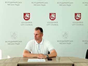 Відеоспостереження на цвинтарі та житлова допомога: володимирській міський голова провів прийом громадян 