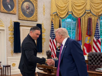 Олександр Усик зустрівся з Дональдом Трампом у Білому домі 