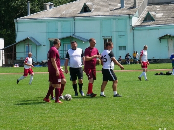 У Володимирі провели благодійний футбольний турнір серед ветеранів 40+ 