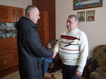 У Володимирі з днем народження привітали батька загиблого захисника 