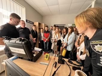 Володимирські школярі відвідали місцевий відділок поліції 