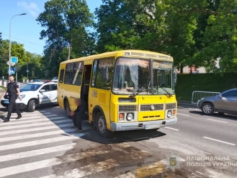 Поліція у Володимирі з'ясовує обставини аварії, в якій постраждала 9-річна дівчинка 