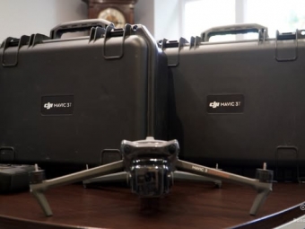 З Володимирської громади передали квадрокоптери для військових 14 бригади 